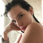 Bella Thorne Topless (5 Photos)