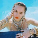 Miley Cyrus Sexy (5 Photos)