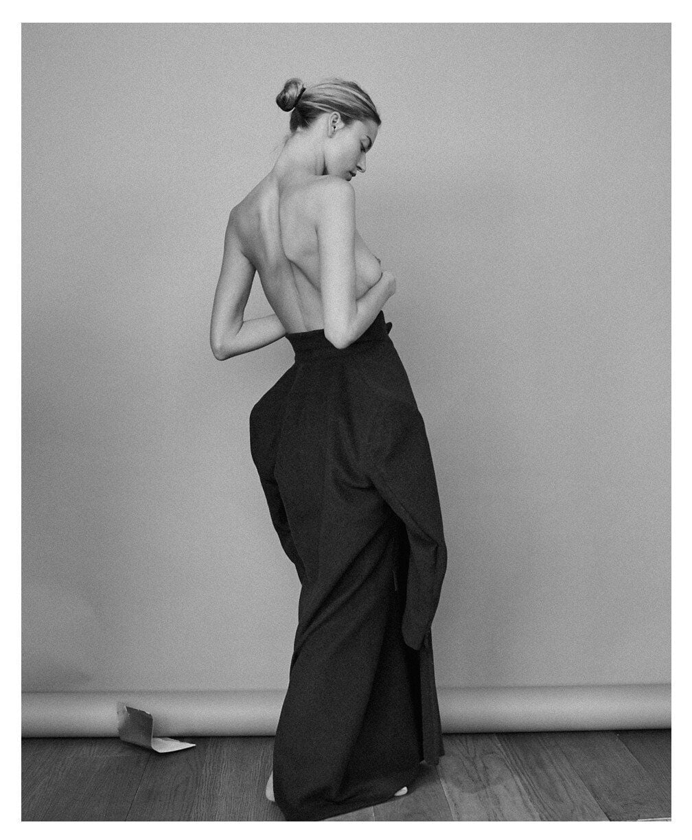 Martha Hunt Sexy 3 Photos