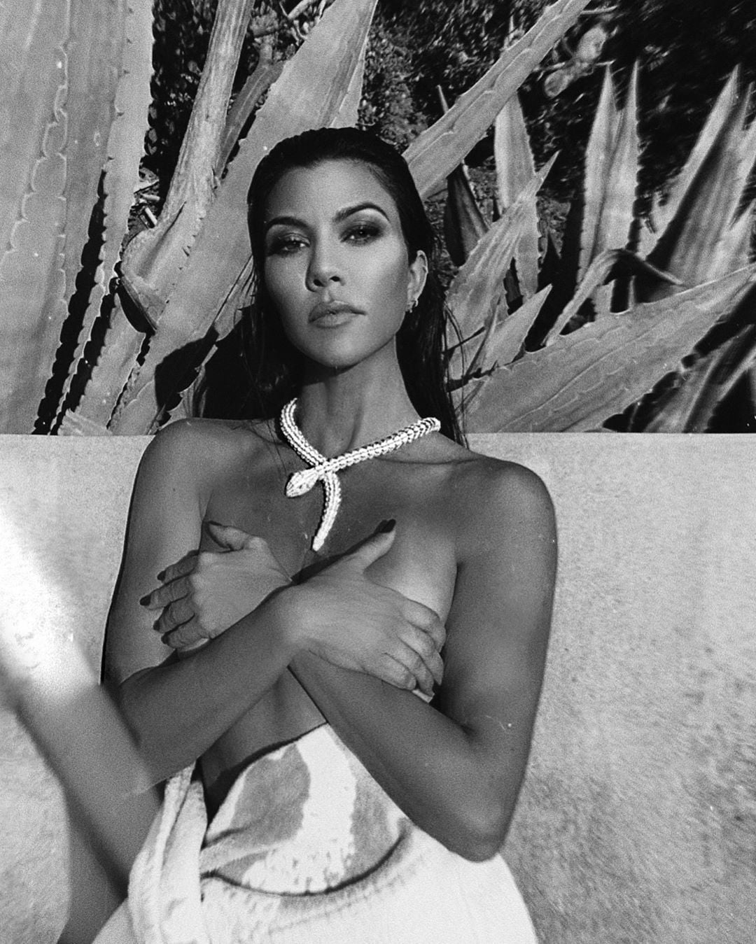 Kourtney Kardashian Hot 1 Photo