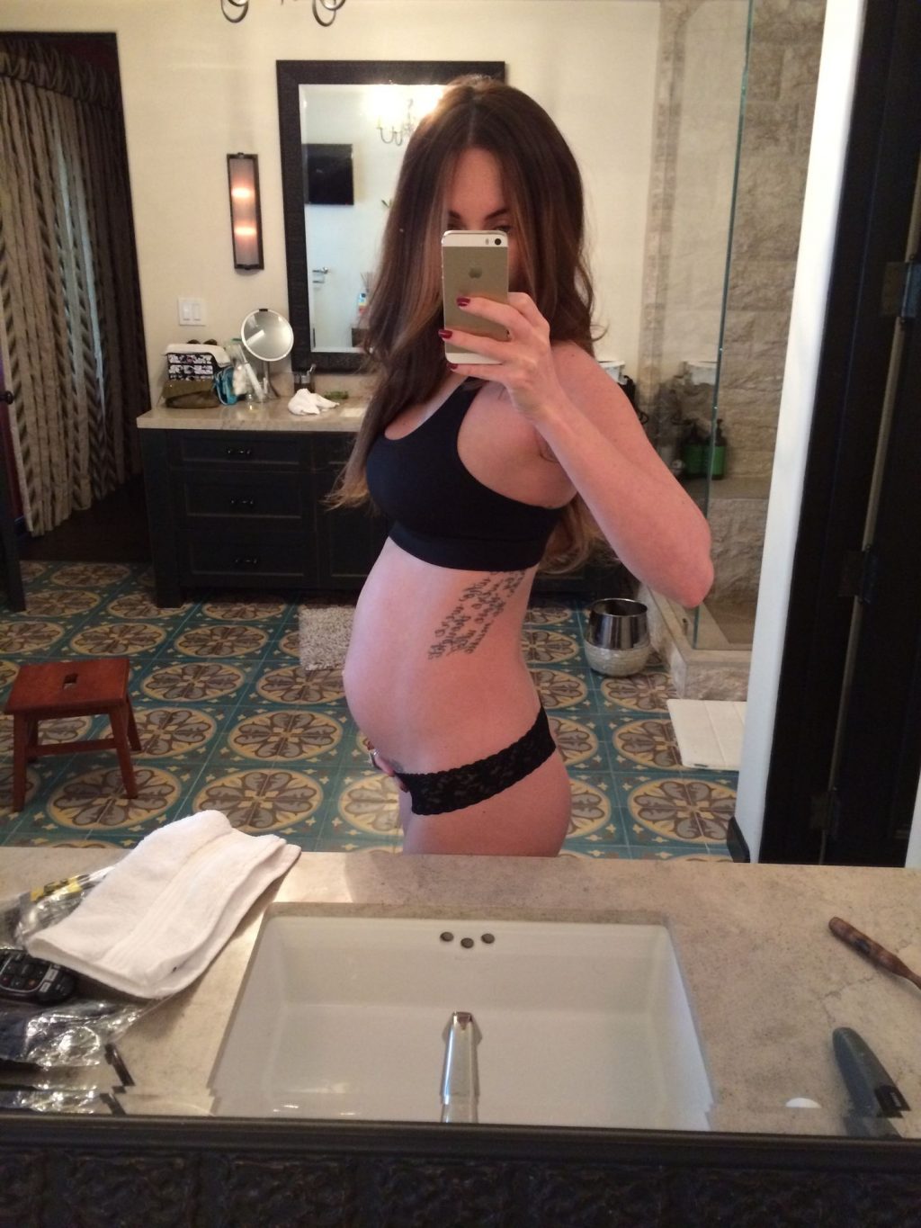 Megan Fox Leaked 60 Photos