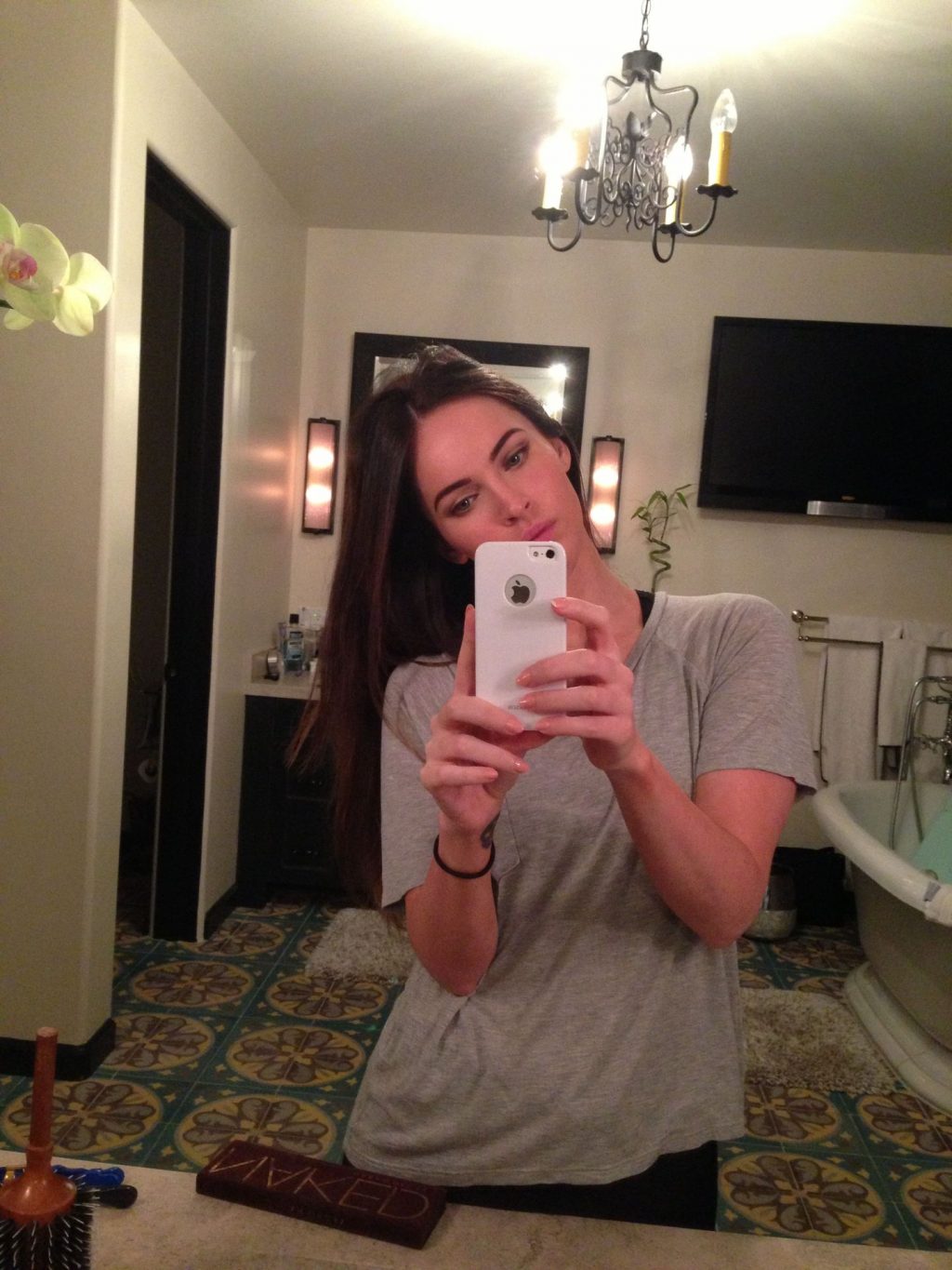 Megan Fox Leaked 7 Photos