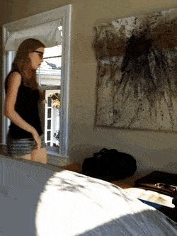Willa Fitzgerald nice back story in Beach House