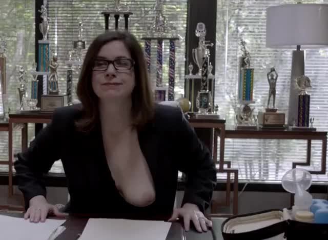 Amy Farrington in Vice Principals S1E4 2016