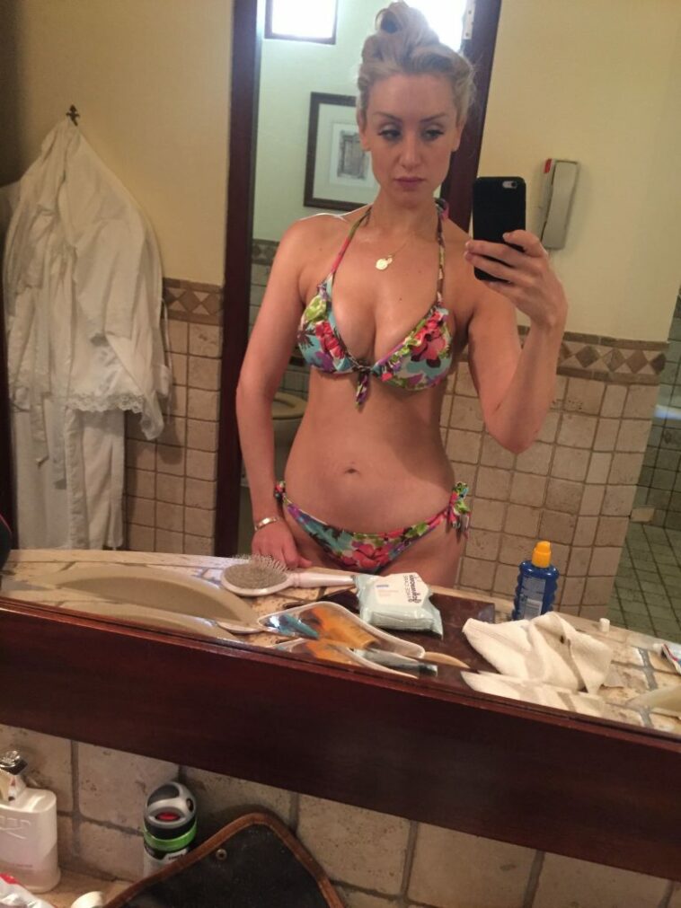 Catherine Tyldesley Leaked (56 Photos)