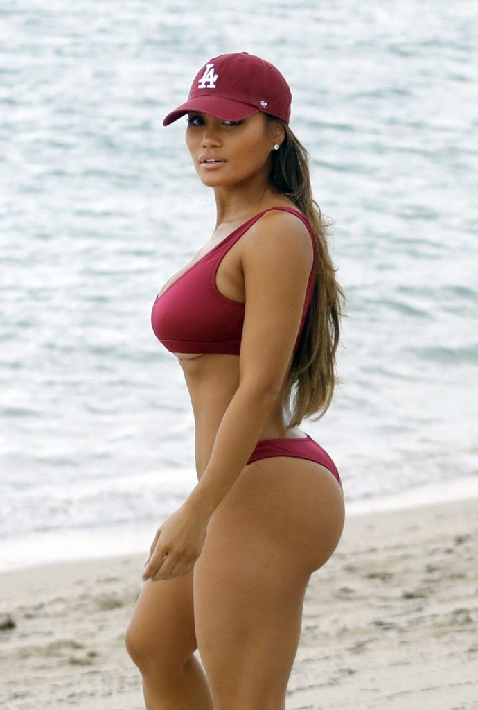 Daphne Joy Sexy (28 Photos)