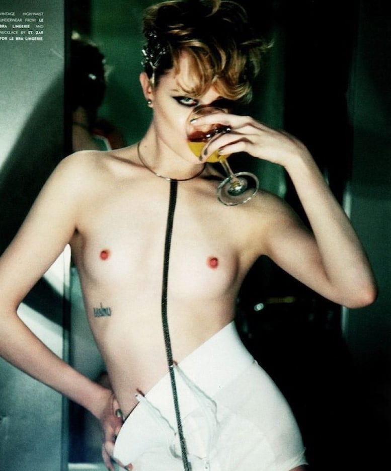 Evan Rachel Wood Topless 1 Photo