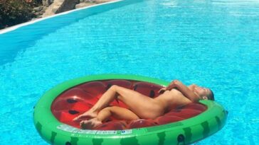Joanna Krupa Nude & Sexy (9 Photos + GIFs)