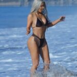 Kim Kardashian Sexy (19 New Photos)