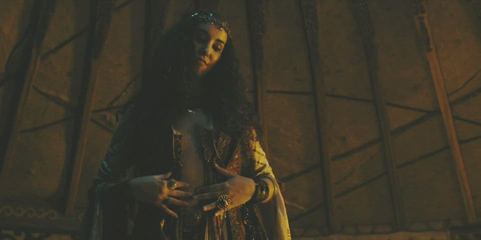 Laura prats in Marco Polo S02E06 2016