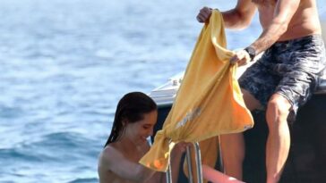 Brittny Ward Sexy & Topless (129 Photos)