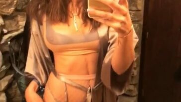 Jessica Wall See Through (3 Pics + Gif)