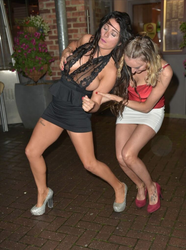 Simone Reed See Through (48 Photos)