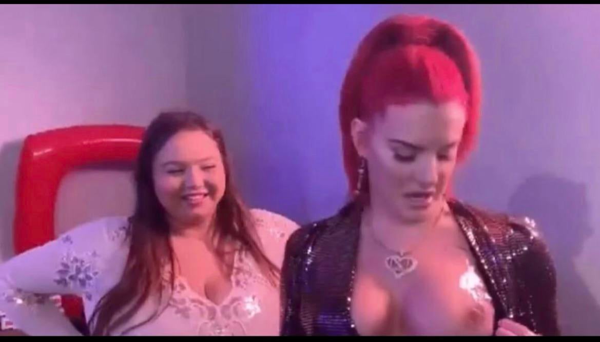 Justina valentine nipple flash