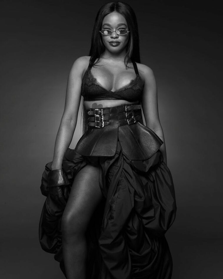 Azealia Banks Sexy (31 Photos)