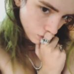 Bella Thorne Topless (1 Pic + GIF)
