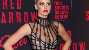 Jennifer Lawrence Sexy Nip Slip (11 Photos) JLaw