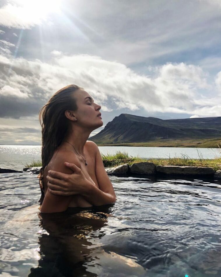 Josephine Skriver Nude & Sexy (47 Photos)