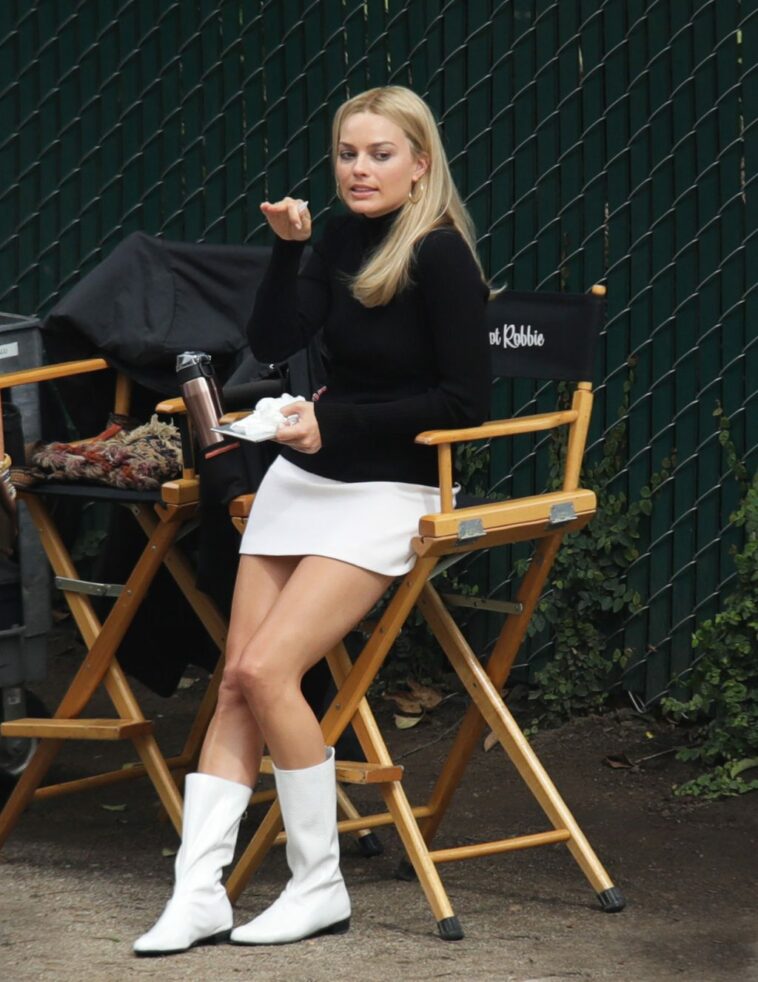 Margot Robbie Hot (20 Photos)