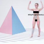 Miley Cyrus Nude (6 Photos)