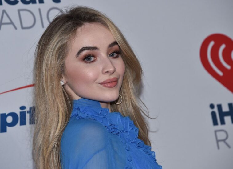 Sabrina Carpenter Sexy (65 Photos)