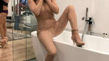 Carla Howe See Through (6 Photos + Video)