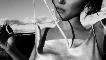 Cassie Scerbo Sexy (6 Photos)