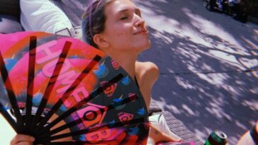 Dani Thorne Sexy (3 Photos)