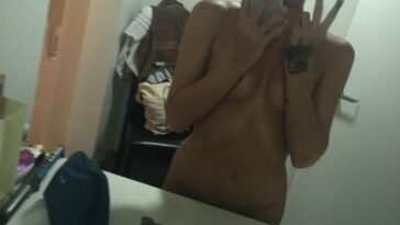 Kelsey Laverack Nude & Sexy Leaked The Fappening (29 Photos)