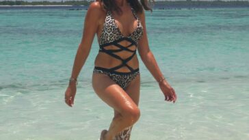 Lizzie Cundy Sexy (29 Photos)