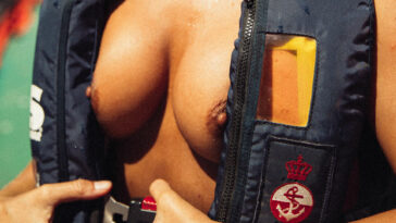 Marisa Papen Naked (8 Hot Photos)