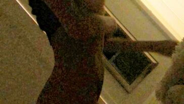 Sahara Ray Nude (5 Photos)