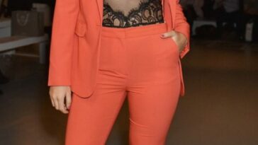 Tallia Storm See Through (2 Hot Photos)