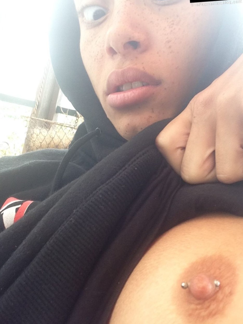 Adwoa Aboah Leaked 5 Photos