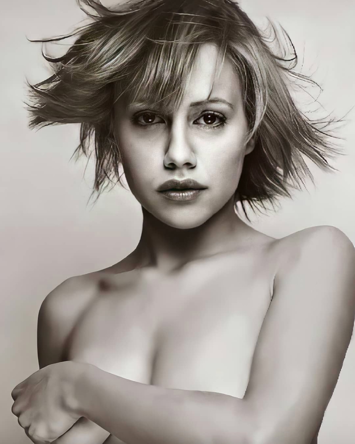 Brittany Murphy Arm Bra