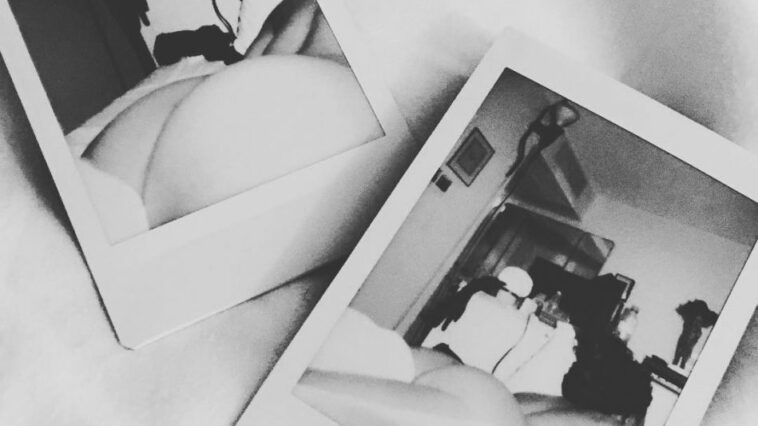 Azealia Banks Naked (1 Photo)