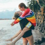 Bella Thorne & Tana Mongeau – Lesbian Kisses (4 Pics)