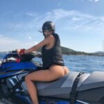 Emily Ratajkowski Sexy (34 Pics + GIFs & Video)