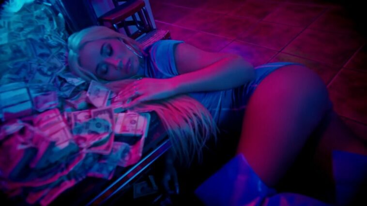 Iggy Azalea Sexy – Kream (42 Pics + Video)