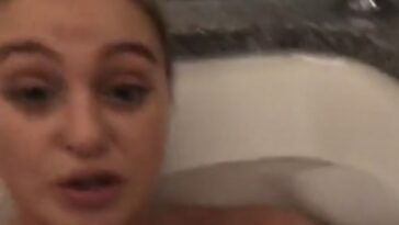 Iskra Lawrence Naked (5 Pics + GIF & Video)