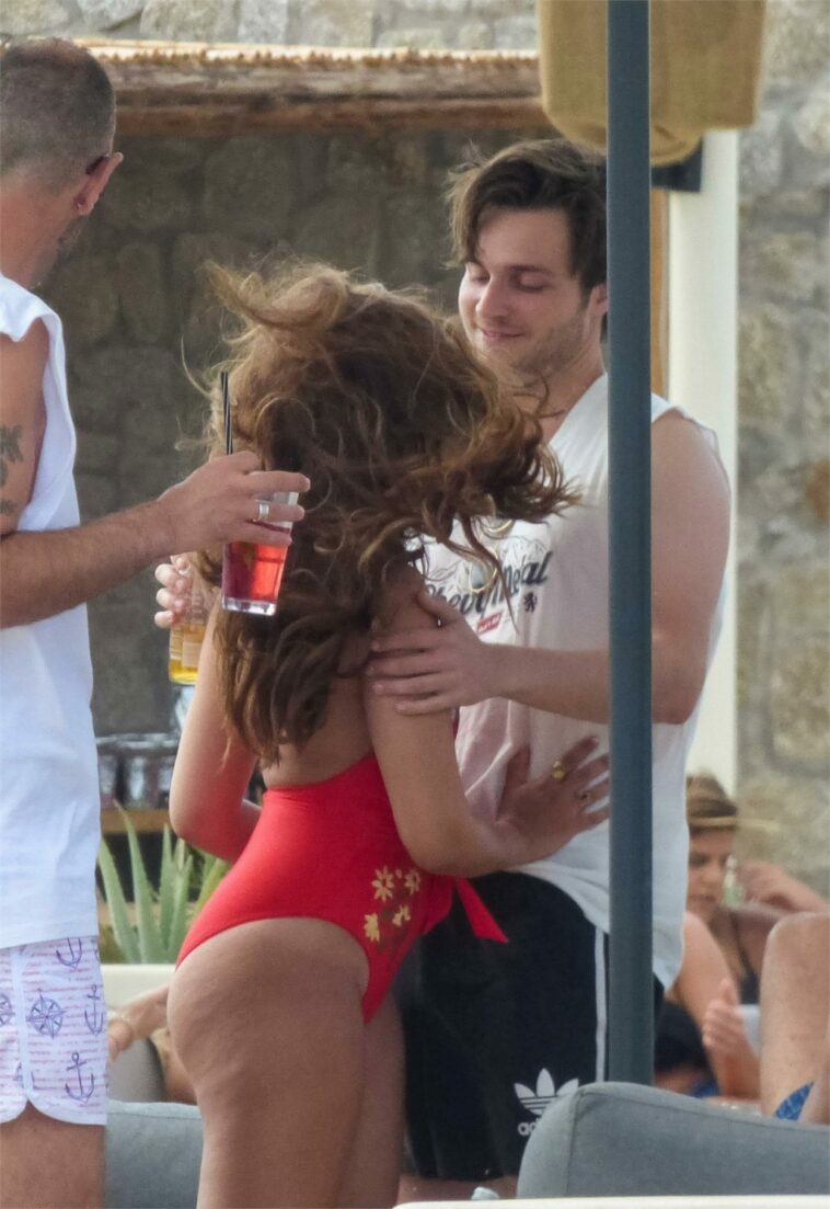 Jade Thirlwall Sexy (40 Photos)