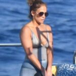 Jennifer Lopez Sexy (101 Photos)