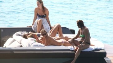 Tania Cagnotto Topless (17 Photos)