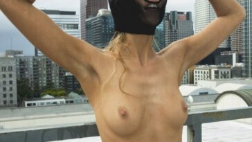 Allie Leggett Sexy & Topless (6 Photos)