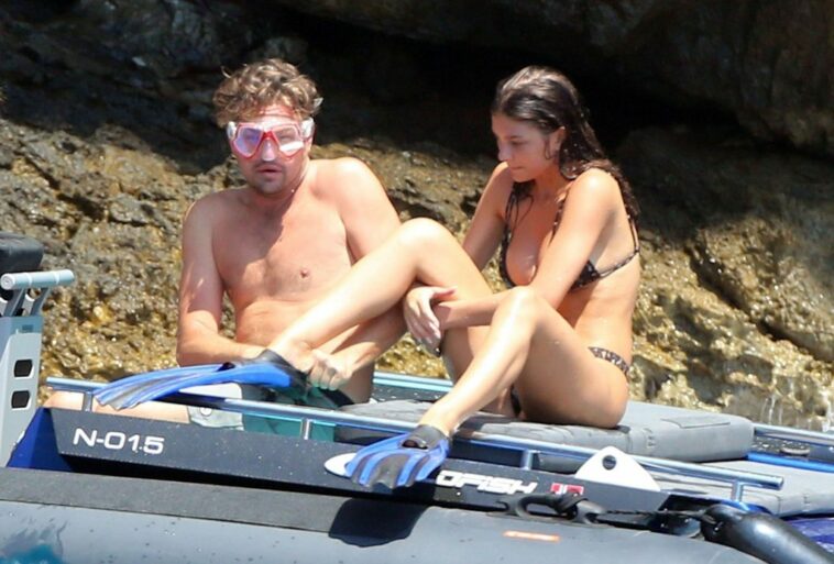 Camila Morrone Sexy (15 Photos)