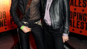 Edie Campbell See Through (6 Photos)