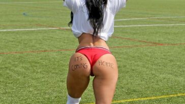 Grace J Teal Sexy (26 Photos)