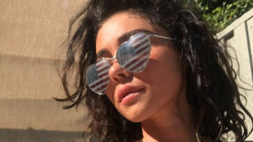 Sarah Hyland Sexy & Topless (12 Photos)