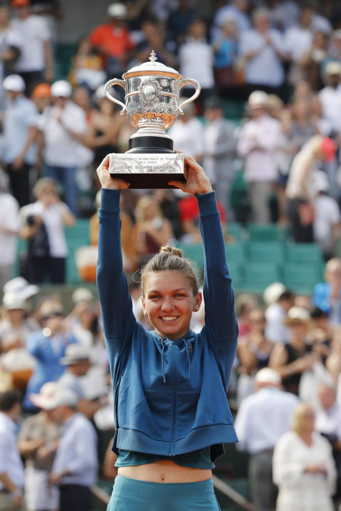 Simona Halep Sexy (14 Photos)