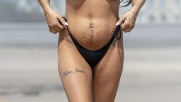 Simone Reed Topless (42 Photos)